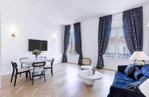Cannes City Centre Apartment | Suite MonteCristo & Emplacement Unique & Spacieux 150M2 & Clim