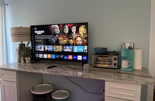 Jacksonville Beach Apartment | Suite Nest @ The Beach 🏝️