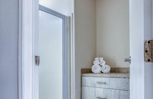 Ensenada Apartment | Suite Nicole