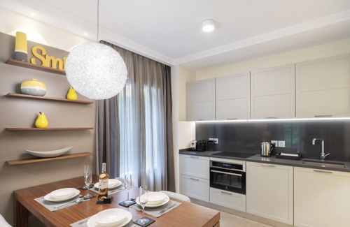 Cap-Ferrat Apartment | Suite Odyssée 2 - Five Star Holiday House