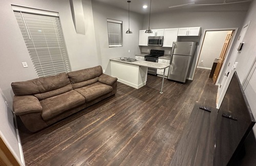 Frostburg Apartment | Suite on Main Street