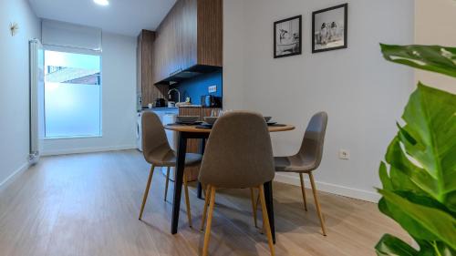 Old Town Apartment | Suite Rincón del Húmedo by gaiarooms