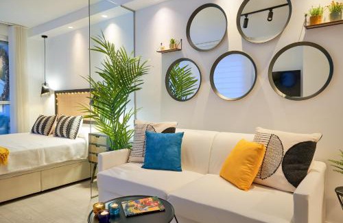 Torremolinos Apartment | SUITE ROCA CHICA