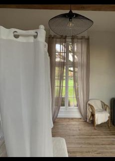 Moisdon-la-Riviere House | Suite romantique au château