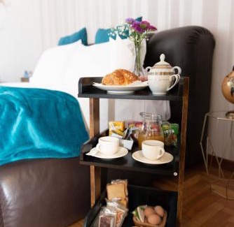 Aversa Bed & Breakfast | Suite room