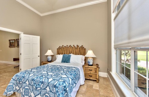 Rural Estates House | Suite Royal Palm in the Knickerbocker Estate Naples