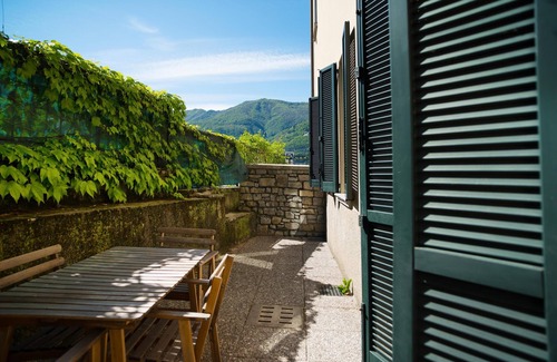 Riva Apartment | Suite "Salmerino" at 2 steps from the lake with private dehor, lounge bar and swimming pool
