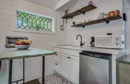 Mandeville House | SUITE STUDiO
