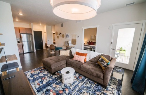Traverse City Condo | Suite Tart Condo On TART Trail & Close to Downtown