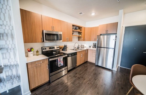 Traverse City Condo | Suite Tart Condo On TART Trail & Close to Downtown
