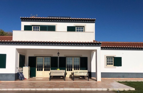 Carvalhal Apartment | Suite to rent in countryside family home