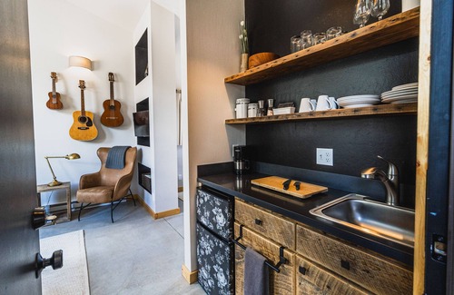 Baca Grande Apartment | Suite w/Views: "Beautifully styled and so cozy!"