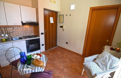 Quartieri Spagnoli Apartment | Suite with terrace San Martino "Case Cosi"