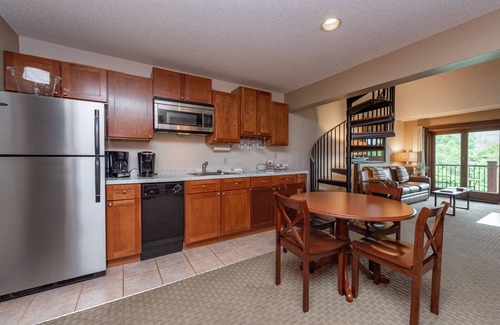 Thayerville Apartment | Suites at Silver Tree A307: One Bedroom and Loft Suite, Private Balcony, Great V