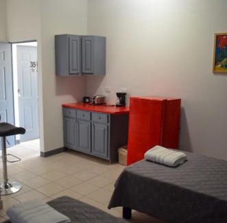 Chihuahua Apartment | Suites Cervantes