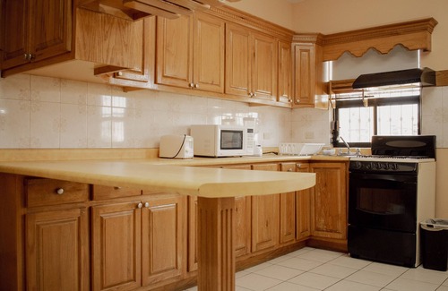 Chihuahua Apartment | Suites Cervantes