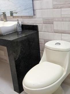 Villa de Alvarez Hotel | Suites Lagunas