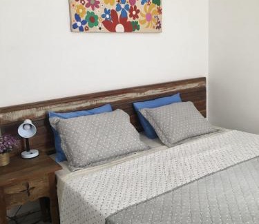 Jardim Itagua House | Suites Mar e Lua em casa compartilhada