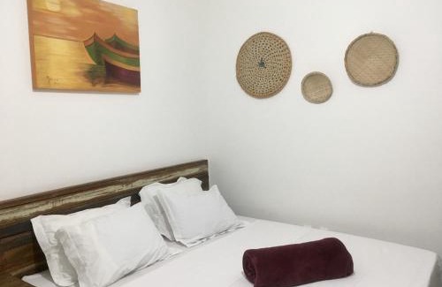 Jardim Itagua House | Suites Mar e Lua em casa compartilhada