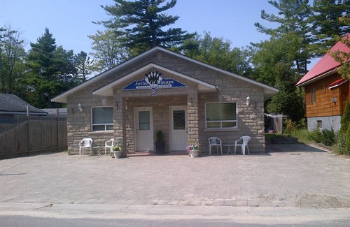 Wasaga Beach Cottage | Suites of Wasaga - Unit #1- mins walk Beach 1