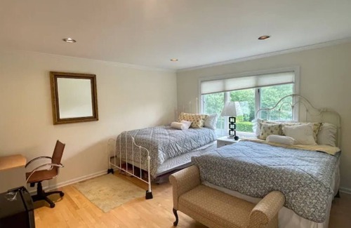 Bridgewater Apartment | Suites w 3 Beds sleeps 4, 2 rooms, own full bath