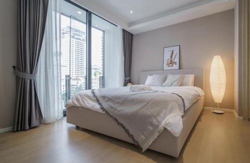 Nana Apartment | Sukhumvit 11#Luxury#Pool#Gym#BTS Nana&MRT Sukhumvit#1BR#Max4ppl