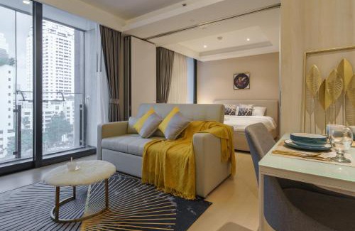 Nana Apartment | Sukhumvit 11#Luxury#Pool#Gym#BTS Nana&MRT Sukhumvit#1BR#Max4ppl