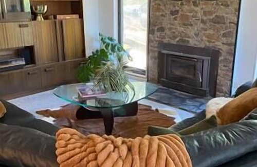 Jamieson House | Sul Lago - Lakefront Family Friendly home
