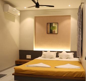 Kolhapur Apartment | Sumadhu Homes -Family Homestay