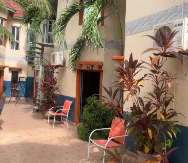 West Coast Division Hotel | Sumanguru Guest House- GATEWAY TO THE AIRPORT