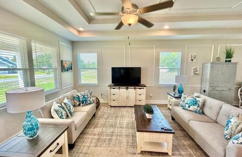 Eastpoint House | Summer Breeze
