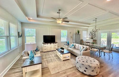 Eastpoint House | Summer Breeze