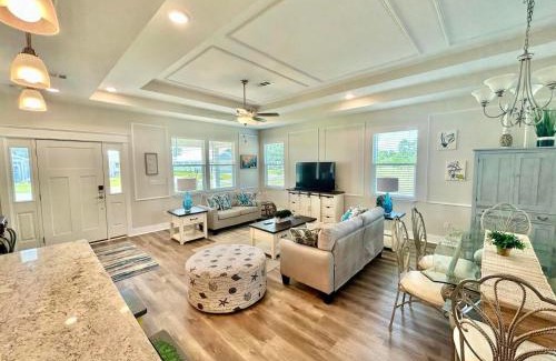 Eastpoint House | Summer Breeze
