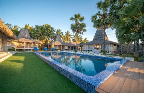 East Sumba Resort | Summer Bungalow, Ideal for Families, One Room with 2 Beds, Separated Sleeping Corner, Shower, AC, 2 TVs