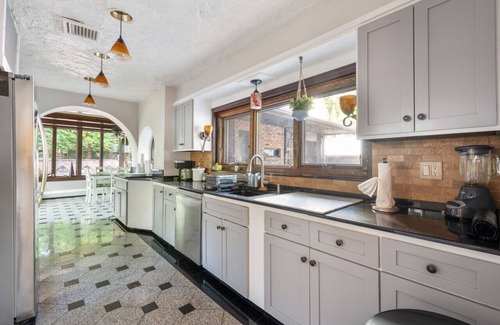Briarcliff Manor House | Summer Castle: Pool, Game Room, BBQ - Pet Friendly