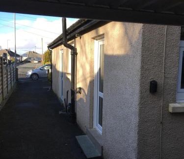 Bare House | Summer Deal - Book 3 or more nights get one night free !