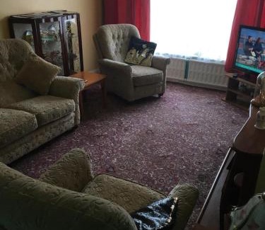 Bare House | Summer Deal - Book 3 or more nights get one night free !