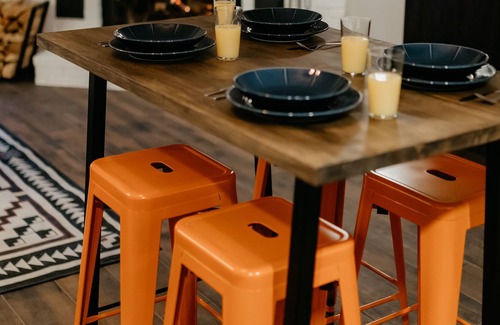 West Dover Apartment | Summer Dream! The Handle Studio