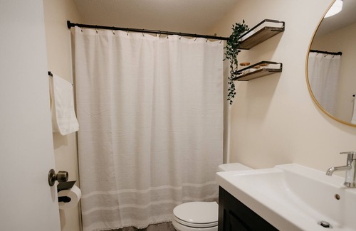 West Dover Apartment | Summer Dream! The Handle Studio