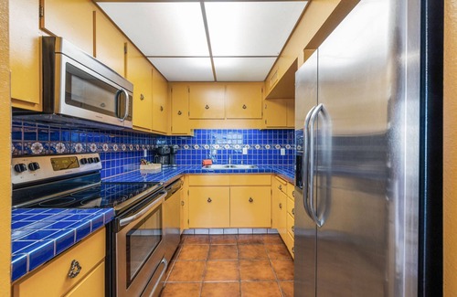 Palm Desert Condo | Summer Escape: Save 25% Now!