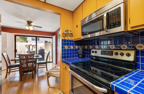 Palm Desert Condo | Summer Escape: Save 25% Now!