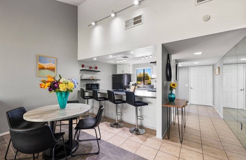Palm Desert Condo | Summer Escape: Save 25% Now!