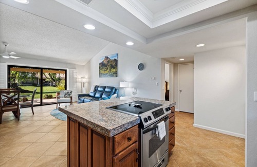 Palm Desert Condo | Summer Escape: Save 25% Now!