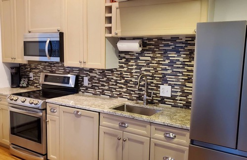 Thayerville Condo | Summer Fun at our Centrally Located Lake View Condo that sleeps 6!