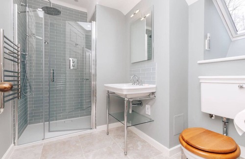 Henley House | Summer Gaze - Heated pool, Hot tub, tennis court