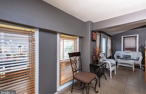 Ventnor City Apartment | Summer getaway 1 block from beach, sleeps 5-6 (Close to AC & OC!)