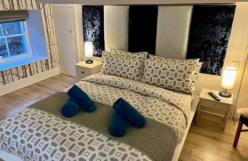 Gwynedd- Snowdonia House | Summer Hill Guest House