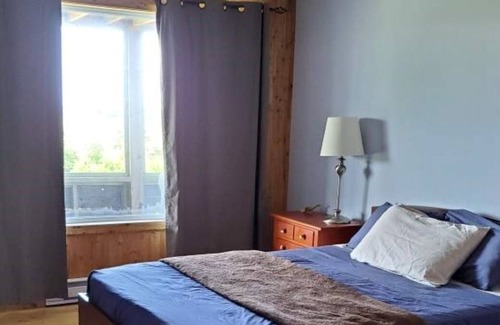 Saint Peters Bay Cottage | Summer house 400m walk to the beach, PEI permit # 2301261