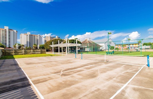 Orange Beach Condo | Summer House 804B ~ In/Outdoor Pools, Hot Tub, Playground, Sauna + $400 in FREE Activities Daily