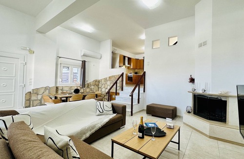 Kalathos House | Summer house in Kalathos near Lindos - outdoor whirlpool and stunning sea views